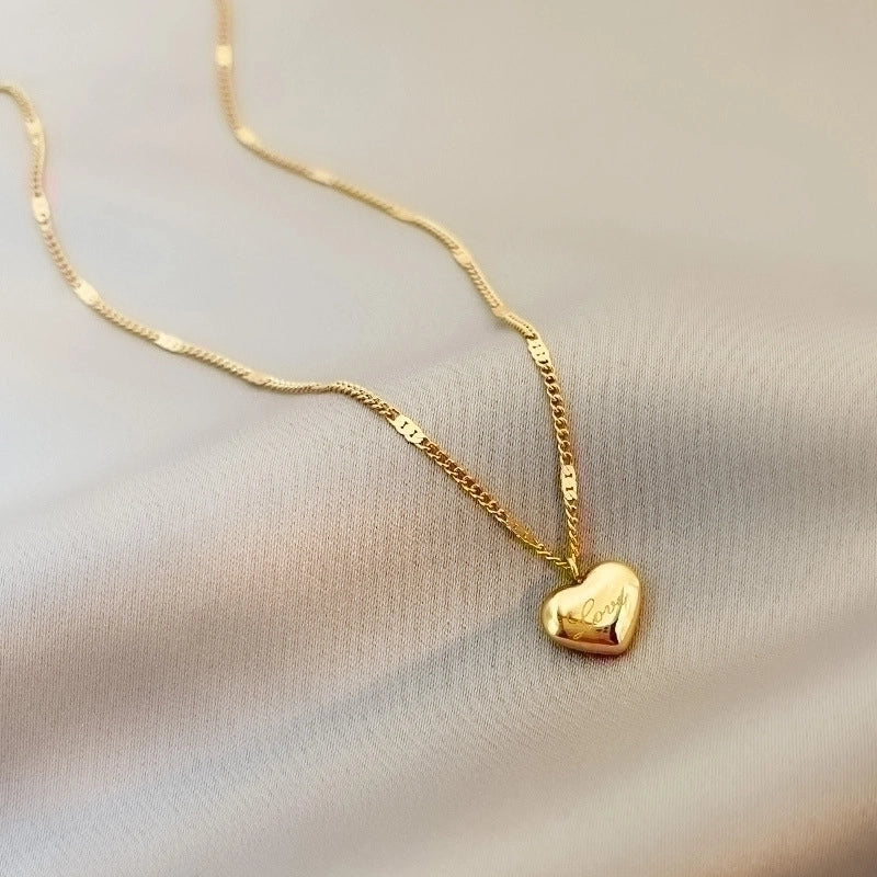 Flying Saucers simple heart shape necklace