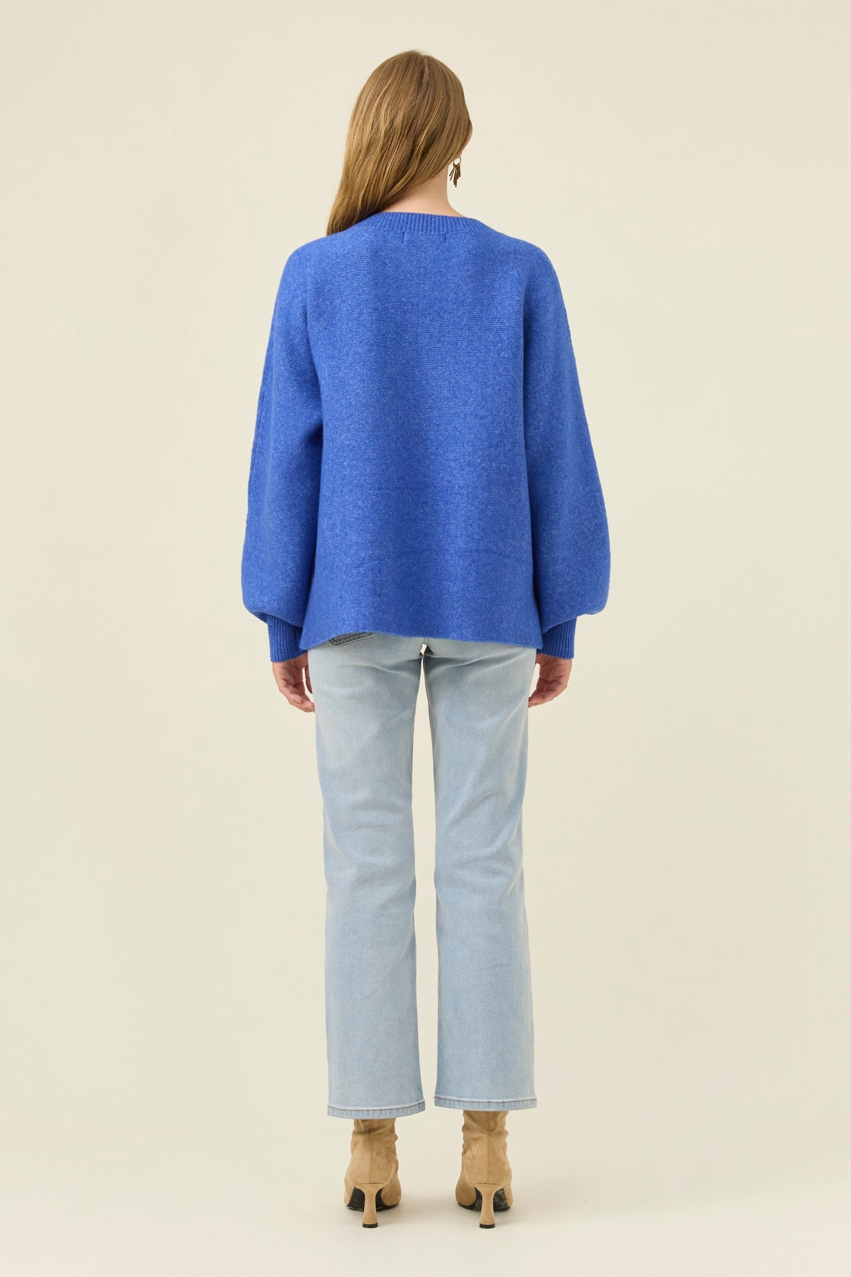 Isle of mine Miru stitched flower jumper Colbolt