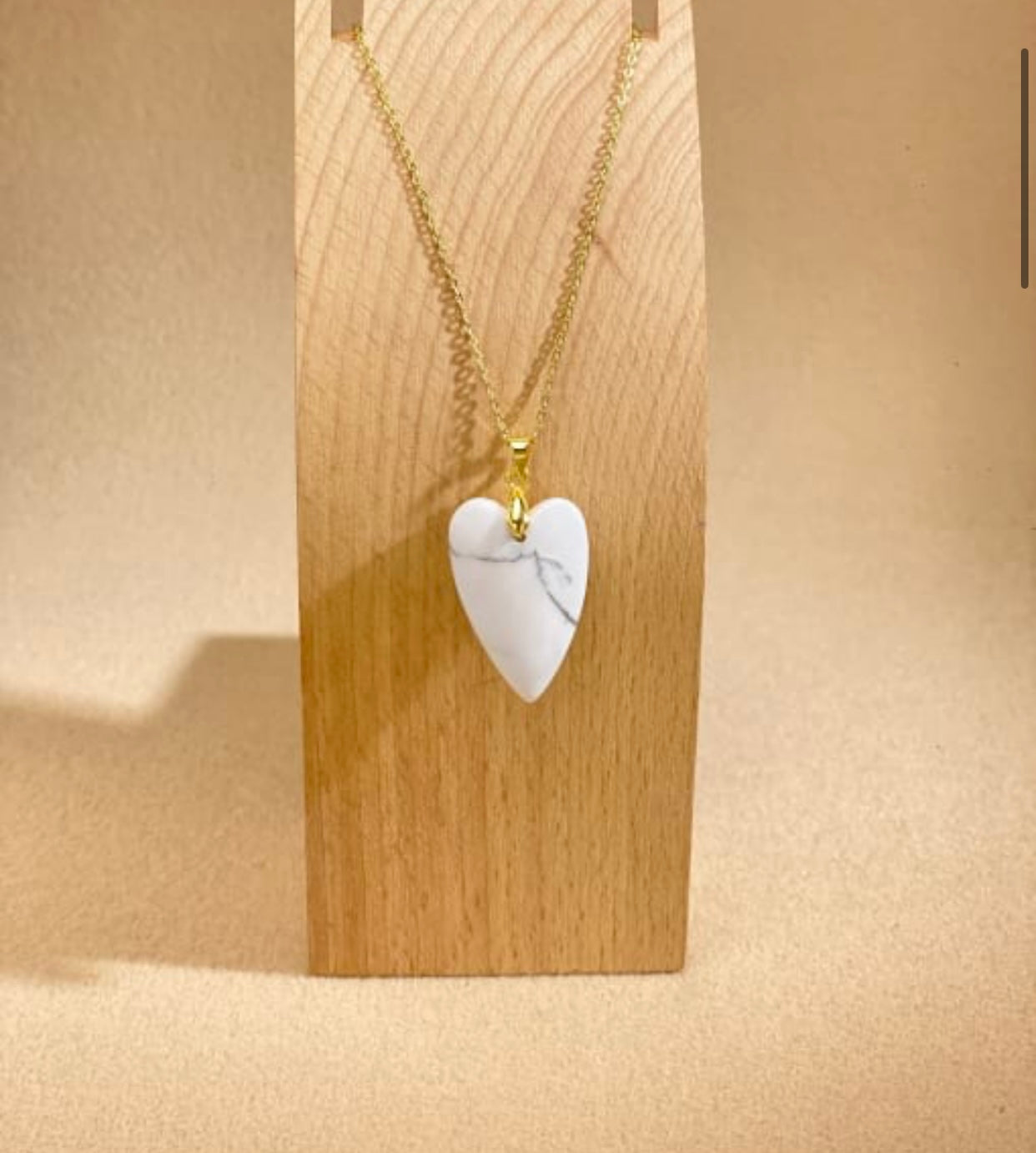 Flying Saucers heart Necklace white turquoise