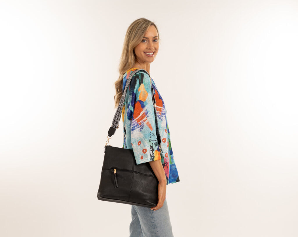 Sassy Duck Robyn Cross body bag Black