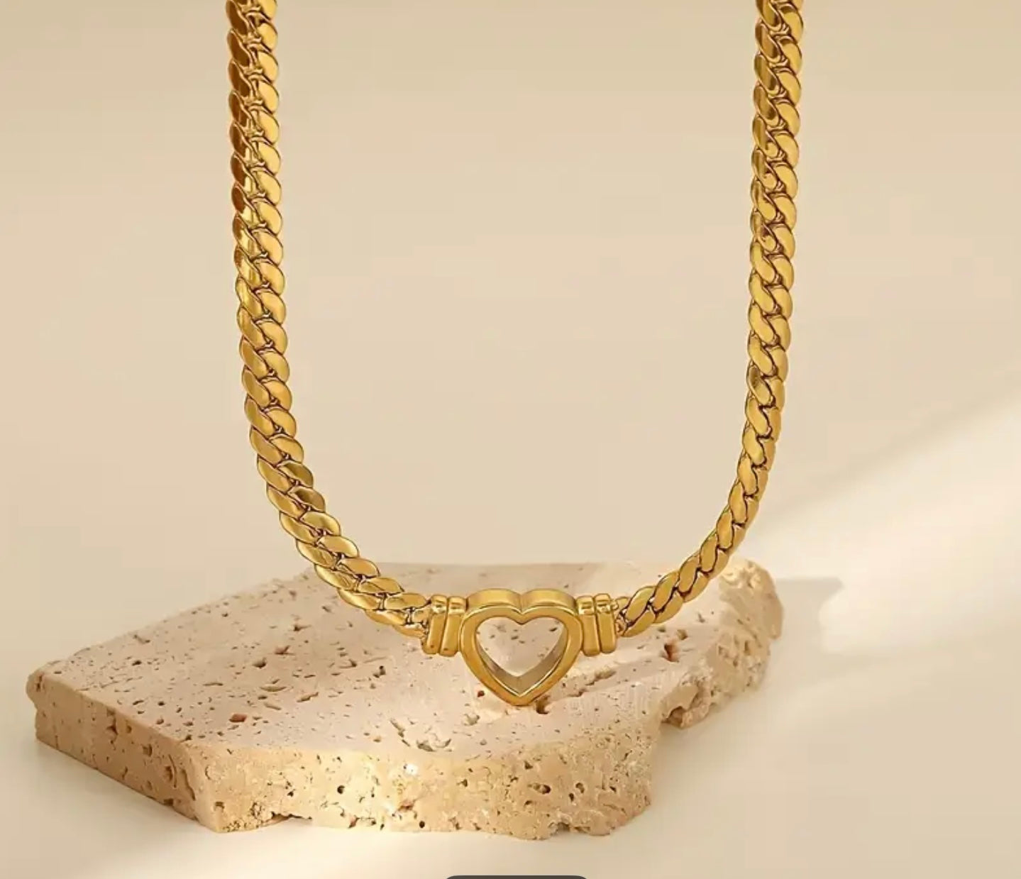 Flying Saucers Gold Heart set