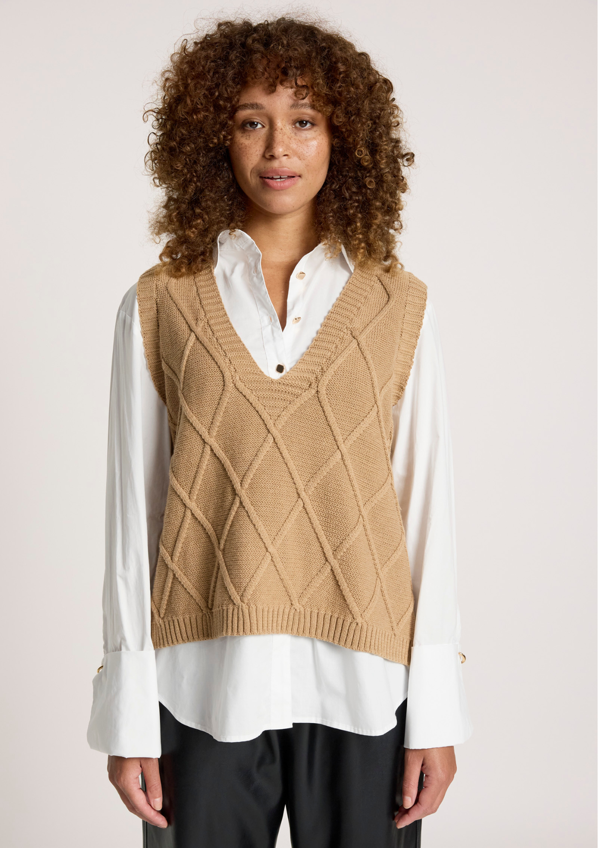 Eb + Ive Leora vest mocha