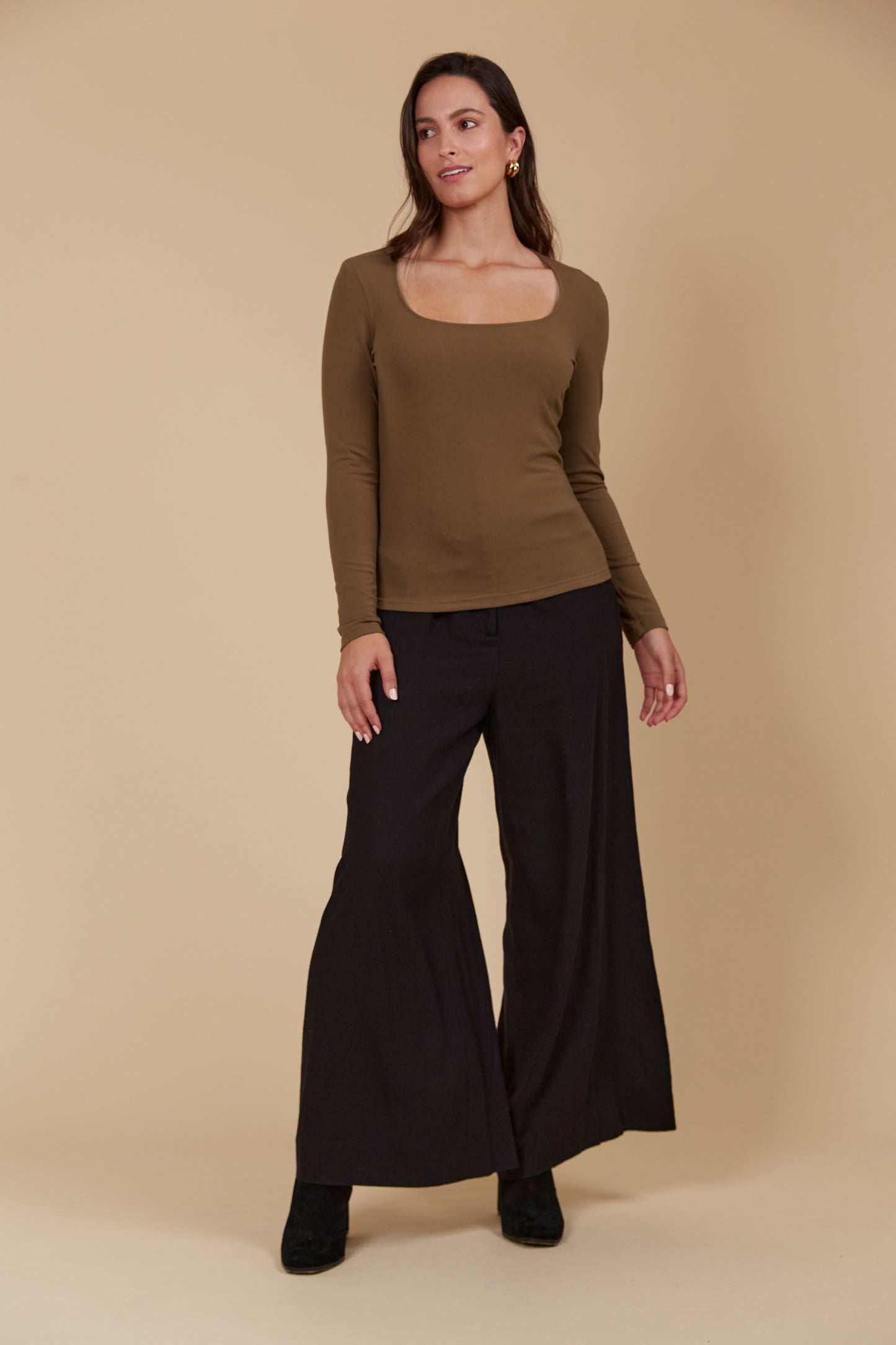 Isle of mine Naira scoop neck top Toffee