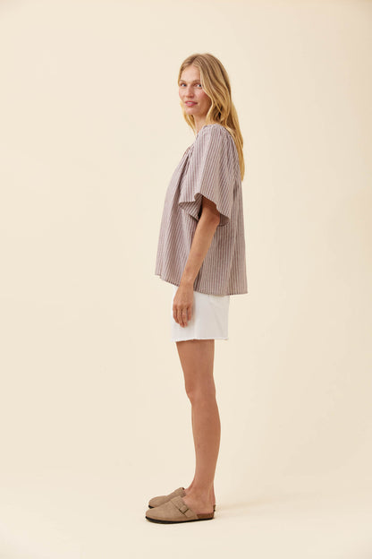 Isle of mine Lyndell shirred top taupe