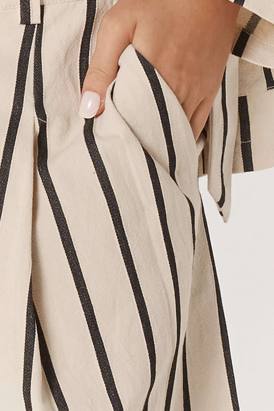 Fate & Becker Luna Bermuda short