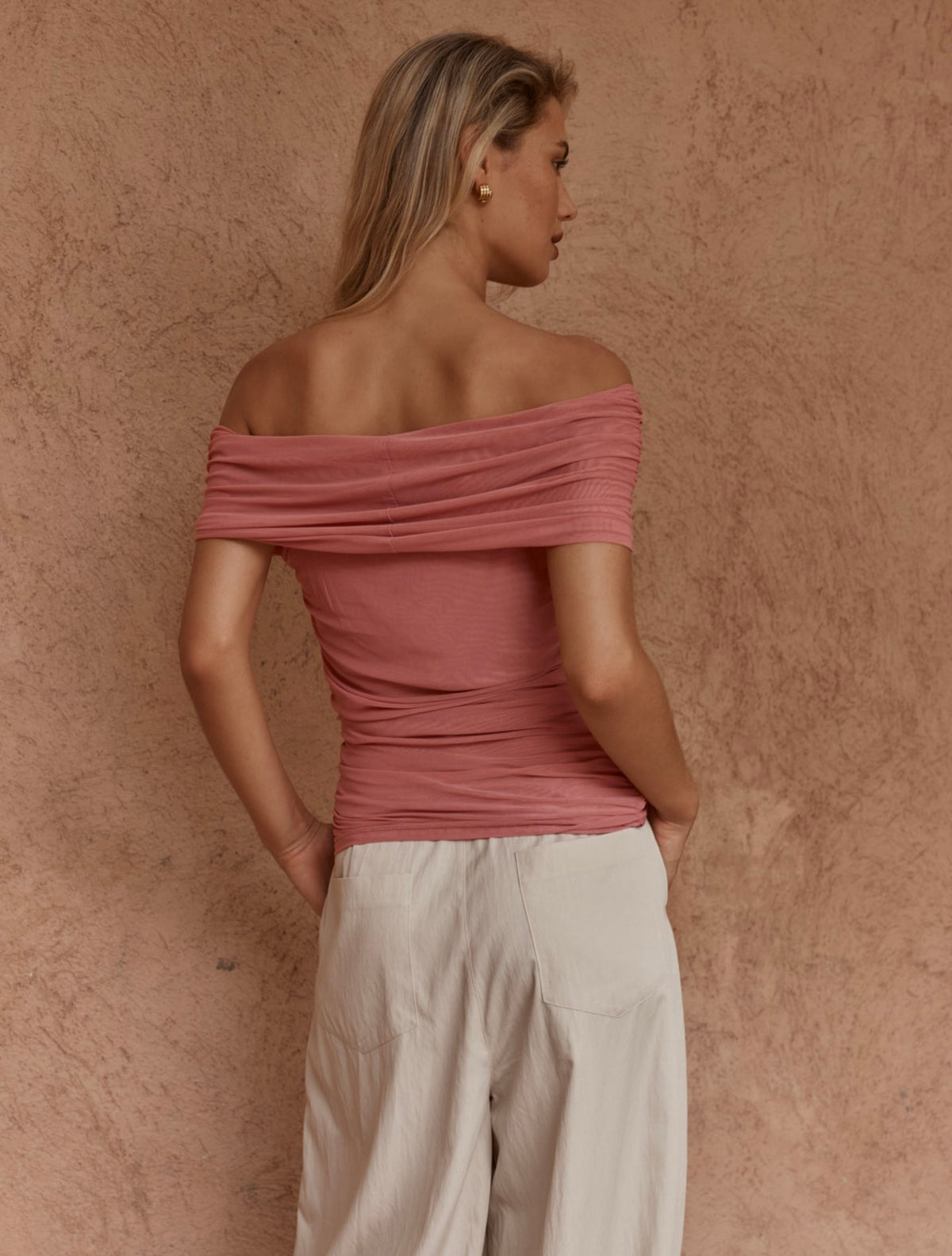 Fate Jordon off shoulder top burnt pink
