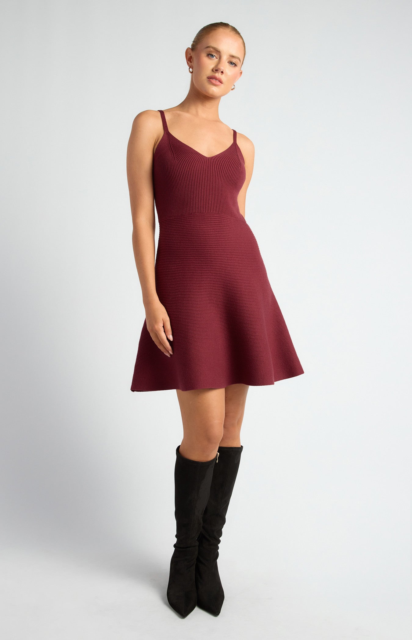 Knit mini dress with Cardy Merlot