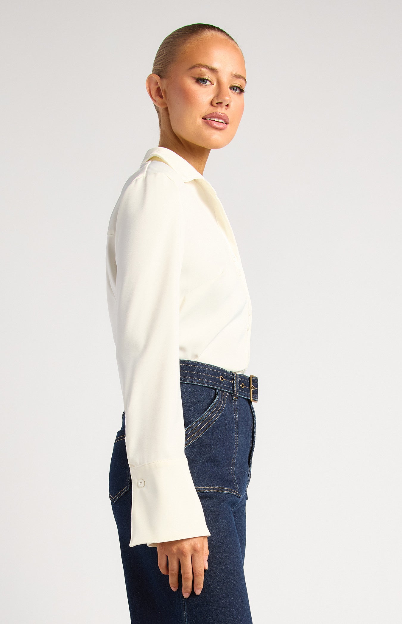 Double button  flare cuff satin shirt
