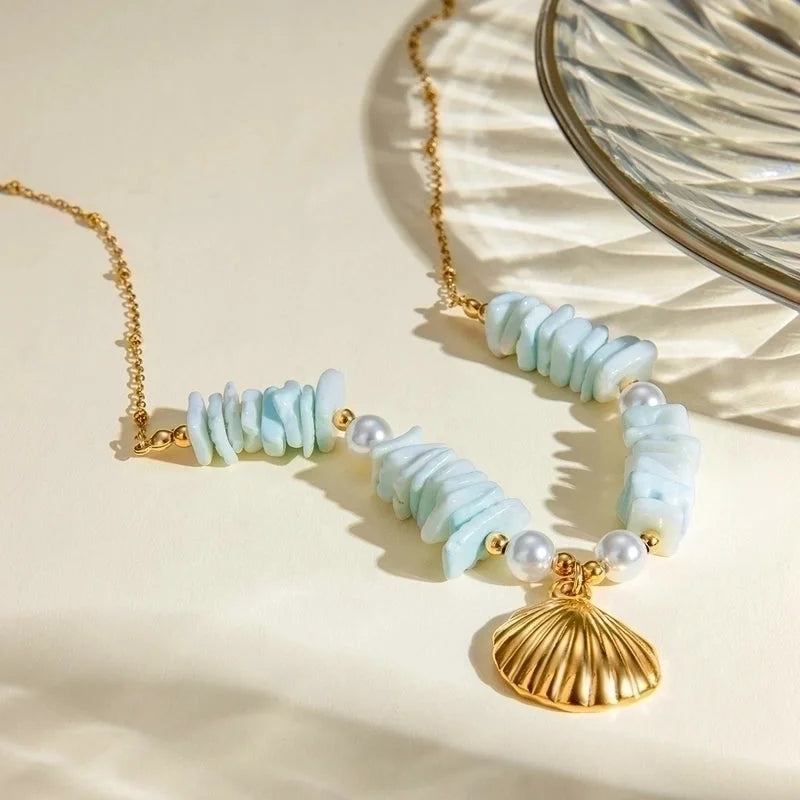 Flying Saucers star shell necklace Aqua