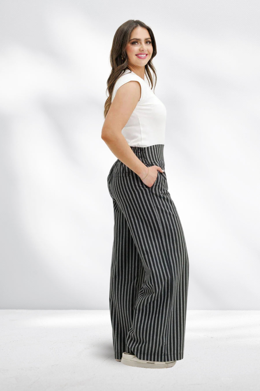 Homelee Sawyer pants  Black stripe