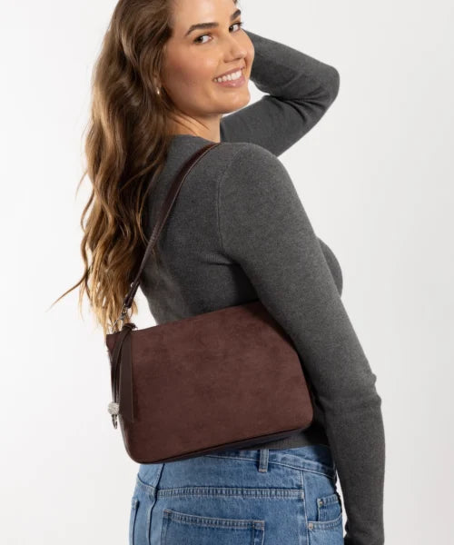 Sassy Duck Zoe cross body Chocolate