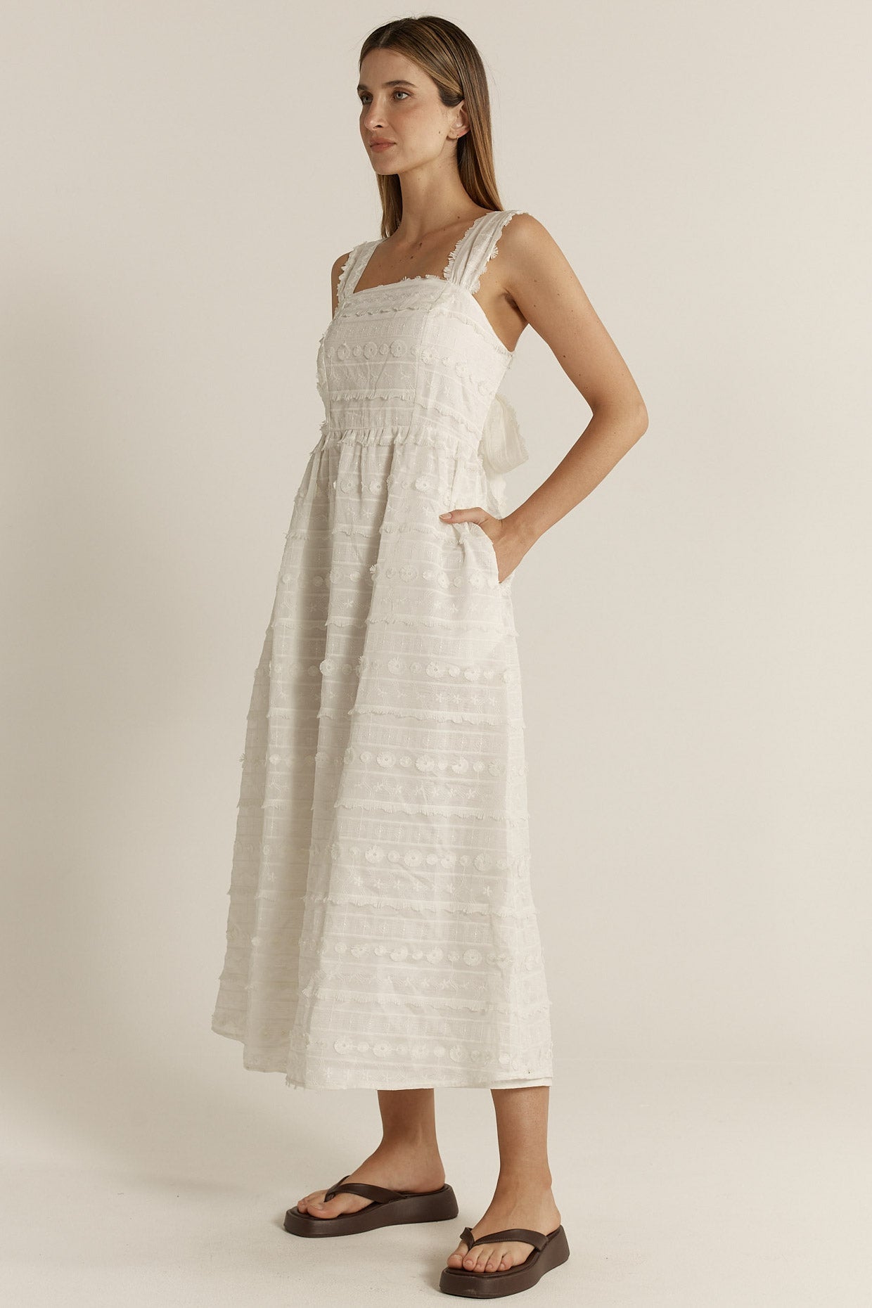 Fate sierra lace dress