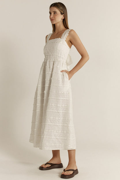 Fate sierra lace dress