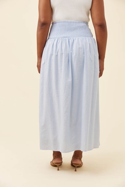Isle of mine Lyndell maxi skirt light blue