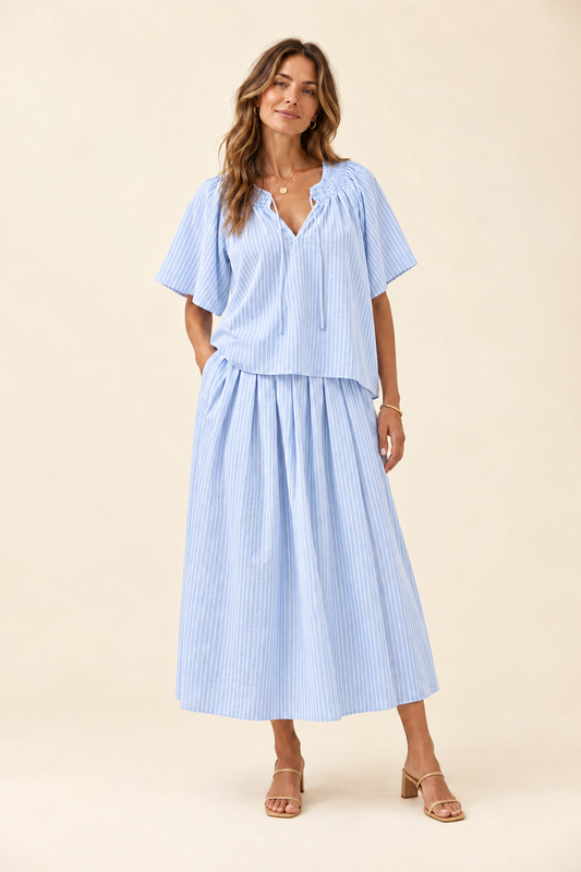 Isle of mine Lyndell maxi skirt light blue