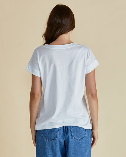Betty Basics Tracy v neck Tee white