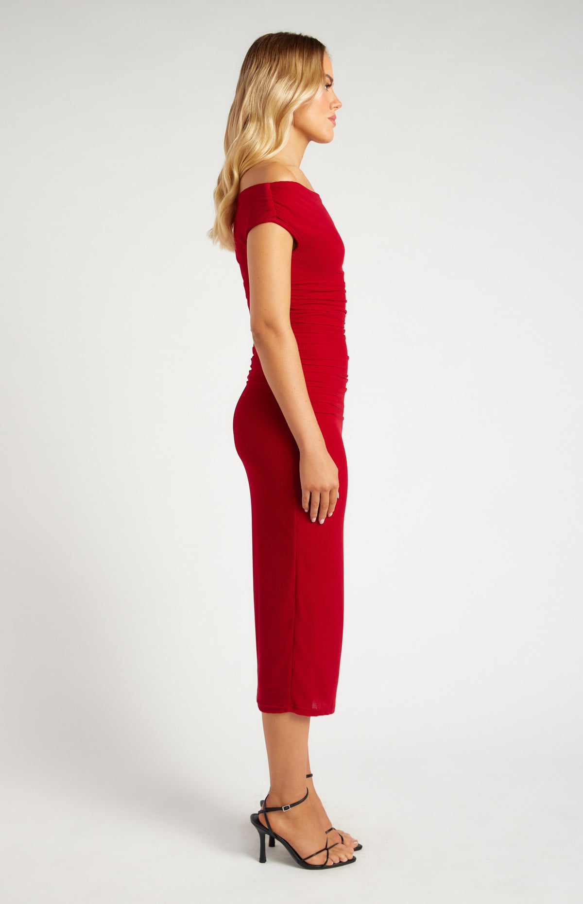 Off Shoulder textured mesh midi dress red