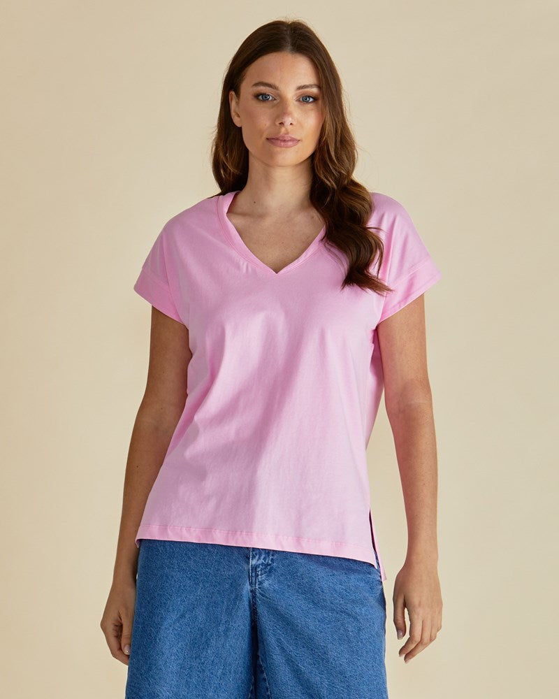 Betty Basics Tracy v neck Tee  pink