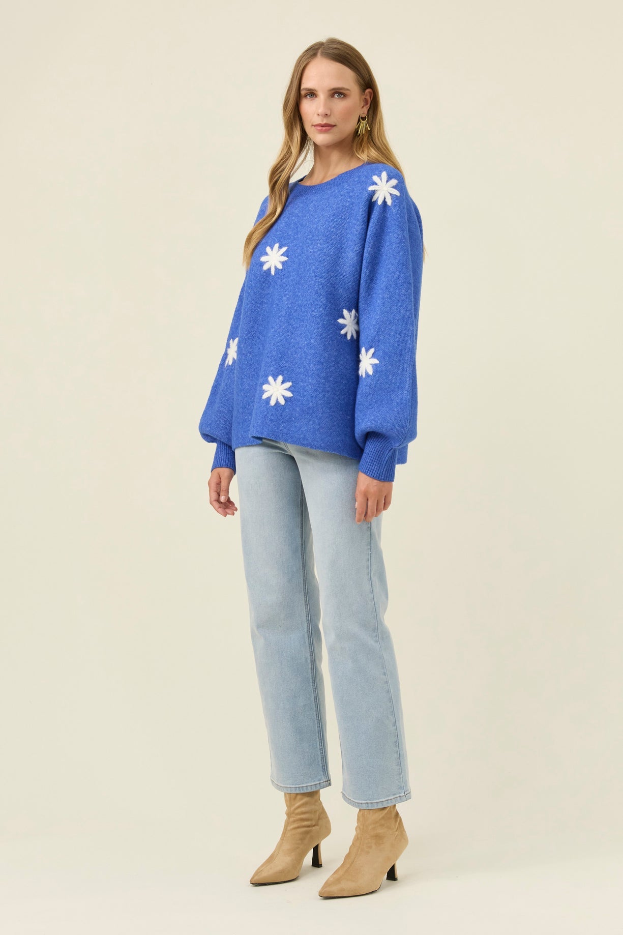 Isle of mine Miru stitched flower jumper Colbolt