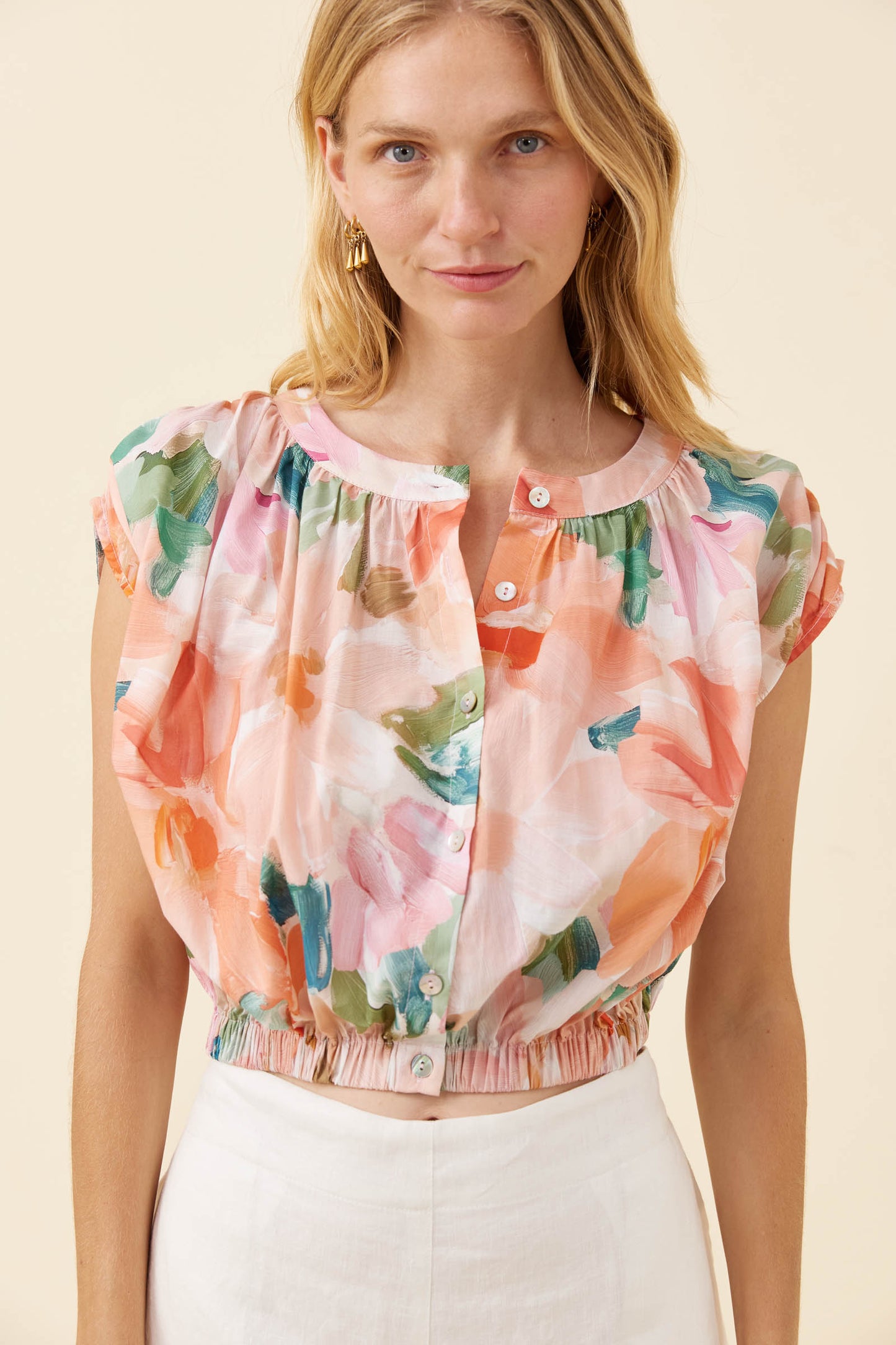 Isle of Mine Rosa reversible top crop floral