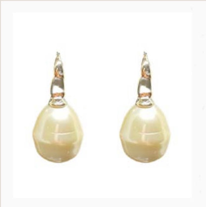 Gregory Ladner Gold Pearl Hook drop earring