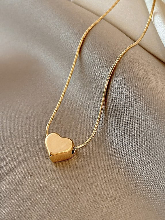 Flying Saucers minimilistic heart Necklace