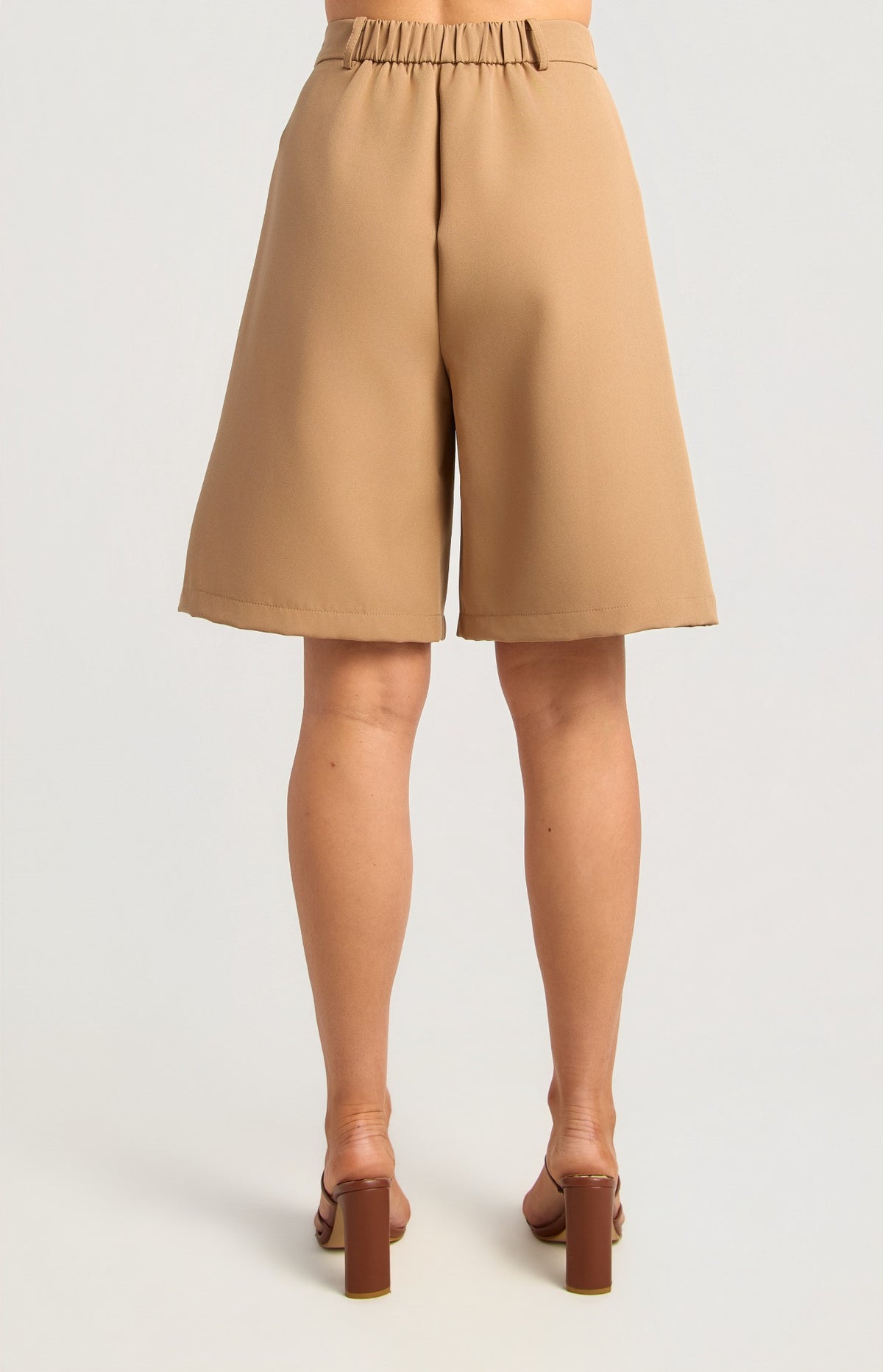 Bermuda long line shorts Biscuit