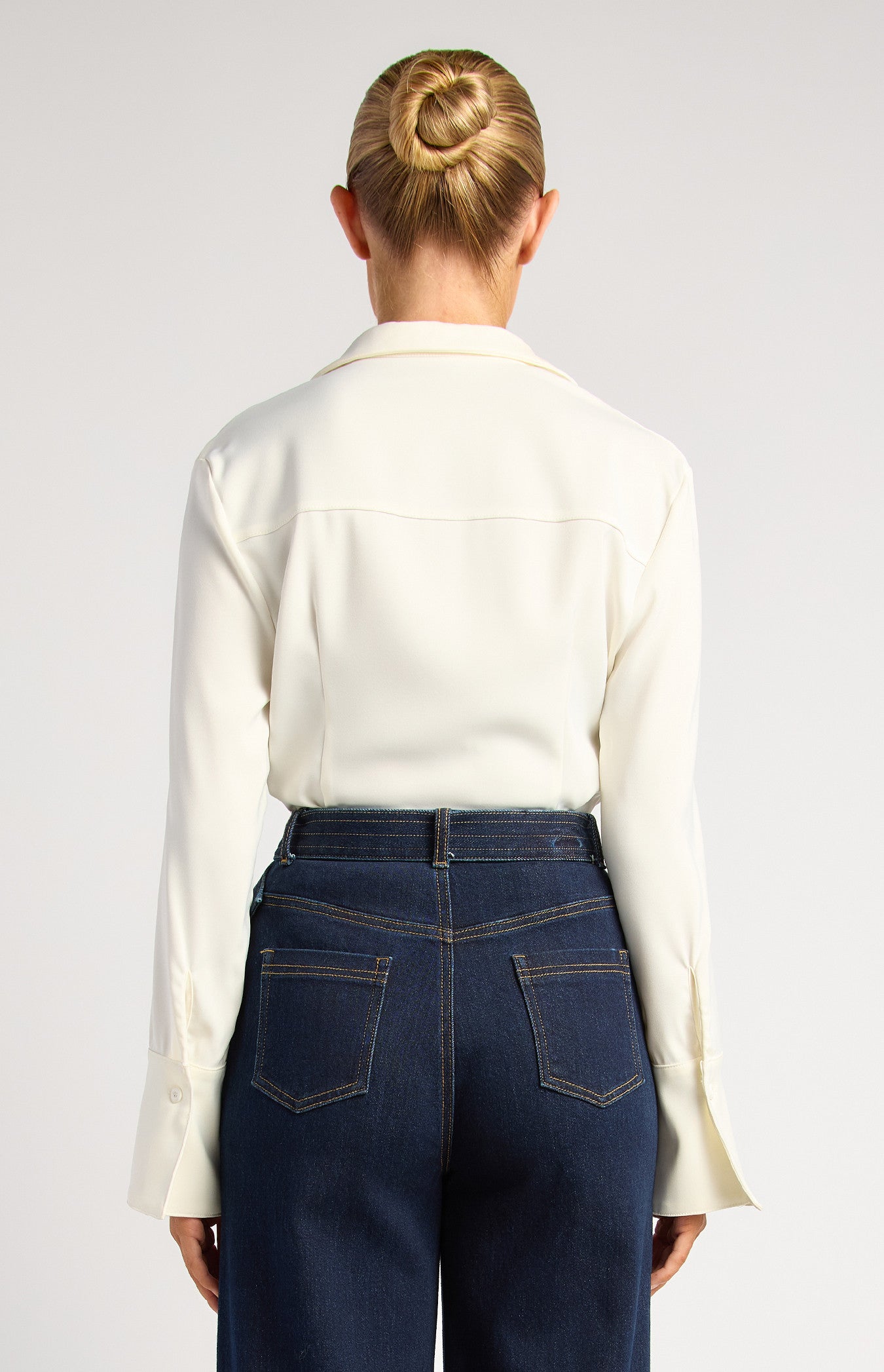 Double button  flare cuff satin shirt