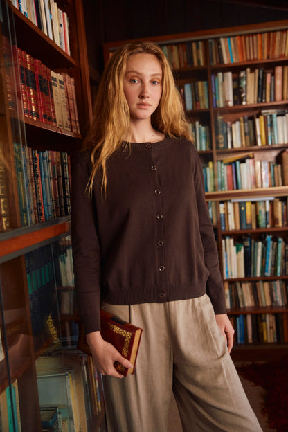 Isle of mine Darby cardigan chocolate