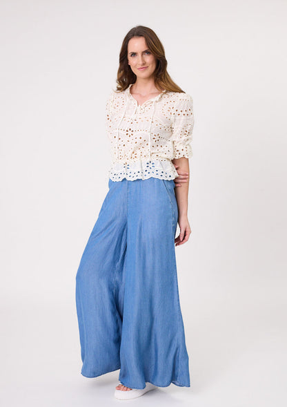 Lemon Tree Milana lace top Cream