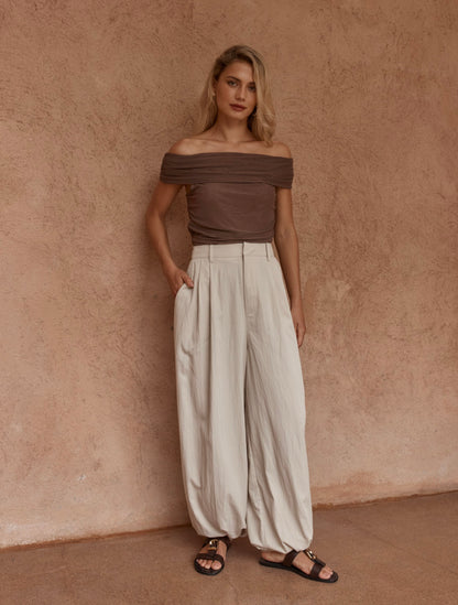 Fate Jordon off shoulder top chocolate