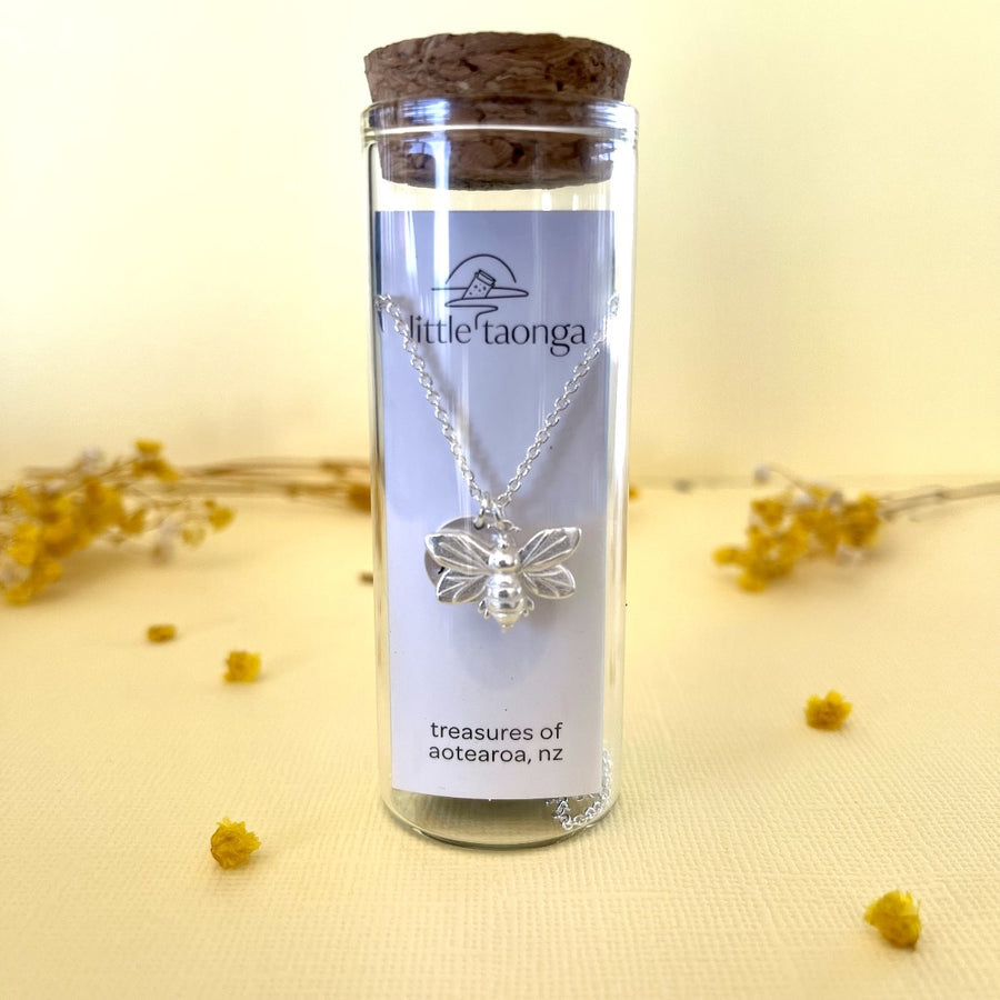 Little Taonga Honey bee necklace silver