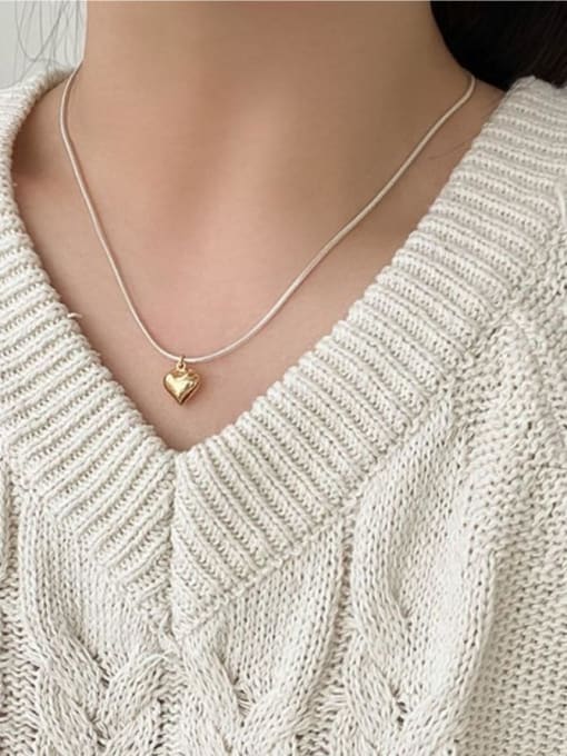 Heart minimalist necklace