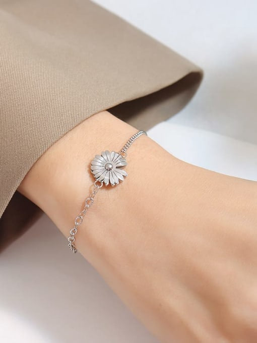 Titanium steel flower bracelet silver